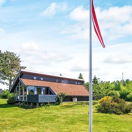 Sunny Retreat In Bonnerup Harbor-By Traum * Glesborg