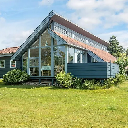 Holiday home Sunny Retreat In Bonnerup Harbor-By Traum *